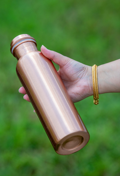 Smooth Pure Copper Water Bottle – Premium Handcrafted Drinkware USA